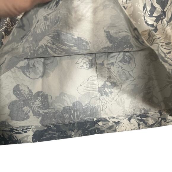 Ann Taylor Gray & White Floral 100% Cotton Short Fitted Pencil Skirt Women Sz 6 - Picture 6 of 8